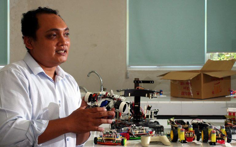 Hendro Yulius Putro: Majukan Indonesia Melalui Edukasi Teknologi